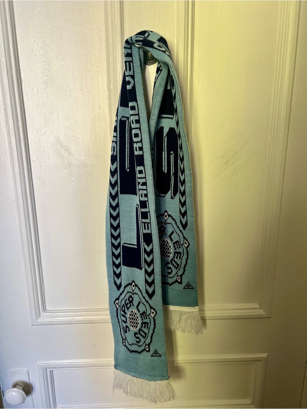 Leeds scarf